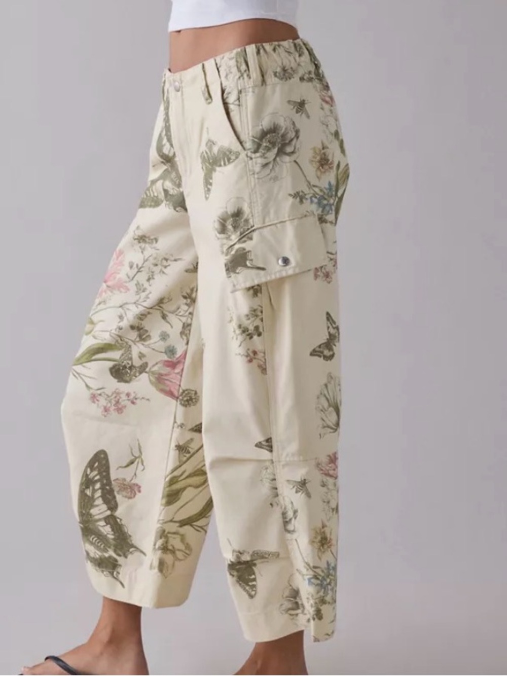 BDG Wide-Leg Floral Cargo Pants in Cream with Pink & Green Accents